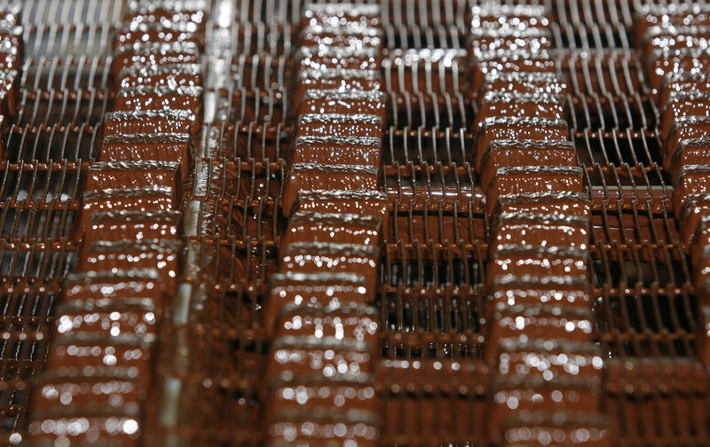 Jak się nazywały czekoladowe cukierki, które miały kształt prostopadłościanu i były oblane czekoladą?