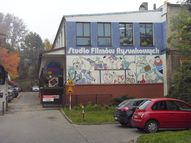 Jak brzmi poprawna nazwa miejsca w Bielsku-Białej, gdzie powstawały i powstają bajki dla dzieci