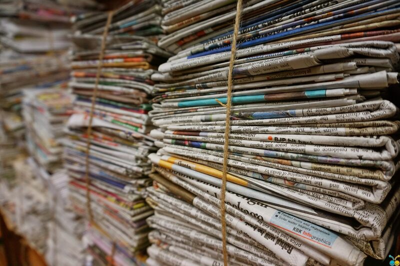 Gazety, stare zeszyty, papierowe opakowania itp. odkładano, żeby: