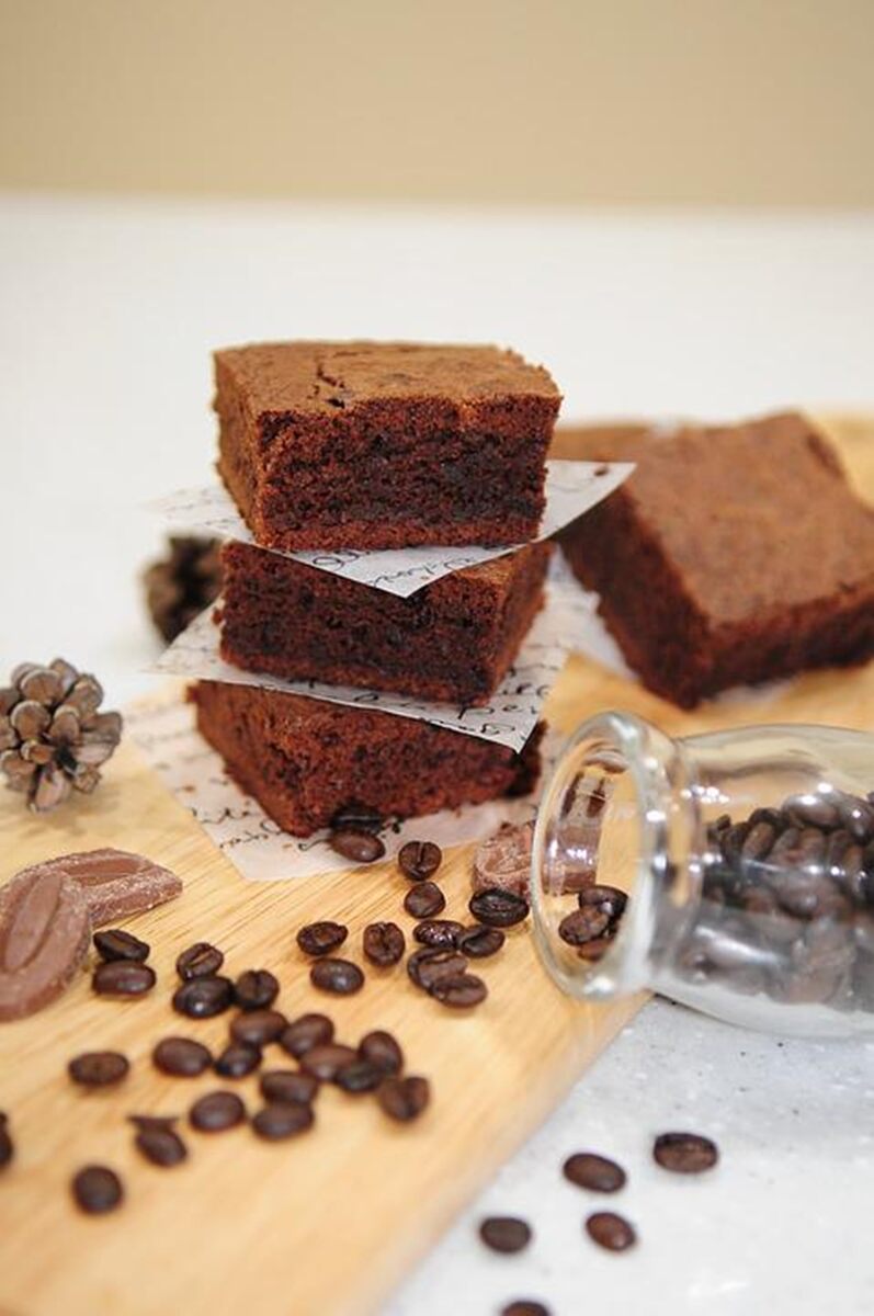 Jak nazywa się widoczne na zdjęciu ciasto czekoladowe, typowe dla kuchni amerykańskiej?