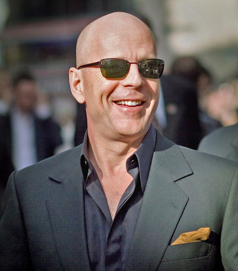W jakim kraju urodził się Bruce Willis?